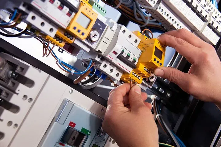 electrician-in-Bolton.webp